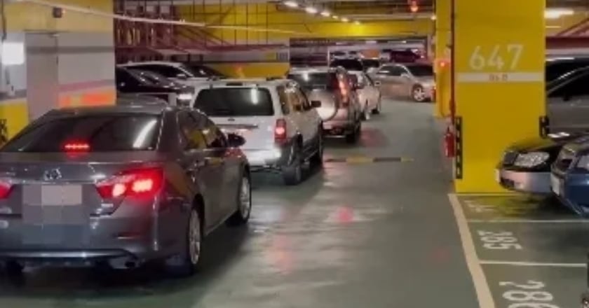 高雄義享天地停車場又塞爆 市府:業者未遵交維承諾