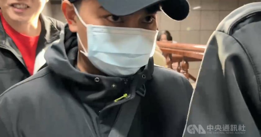 歌手邱軍涉撞死運將肇逃羈押禁見 行車記錄器記憶卡消失