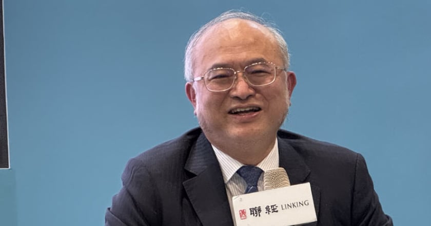 台大院長吳明賢出書行醫圓大俠夢 憂健保資源錯置年輕醫不走救命科