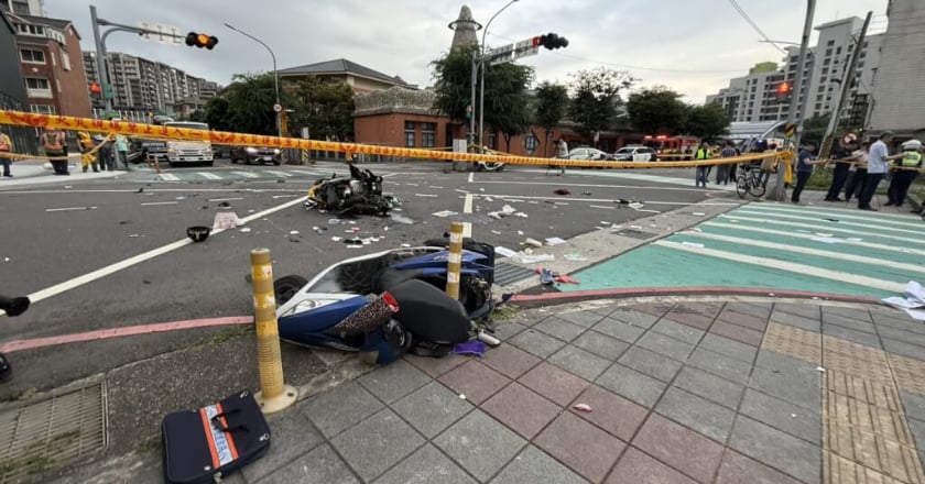 新北三峽車禍釀3死12傷 高齡駕駛換照制度惹議