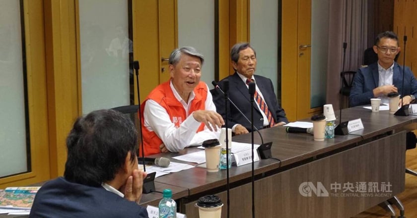 台美關稅挑戰升溫 郭智輝南下高雄與傳產業界對話