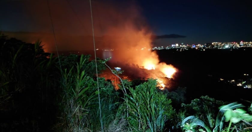 20歲男拍落日爬大同山電塔觸電身亡 引發火燒山、停電