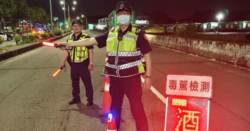 交通部擬修法重罰毒駕 吊銷駕照3年不得考、乘客連坐罰
