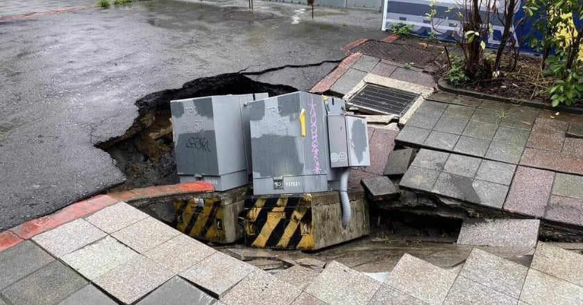 北市鄭州路人行道塌陷 疑管線滲漏掏空估11日完成回填