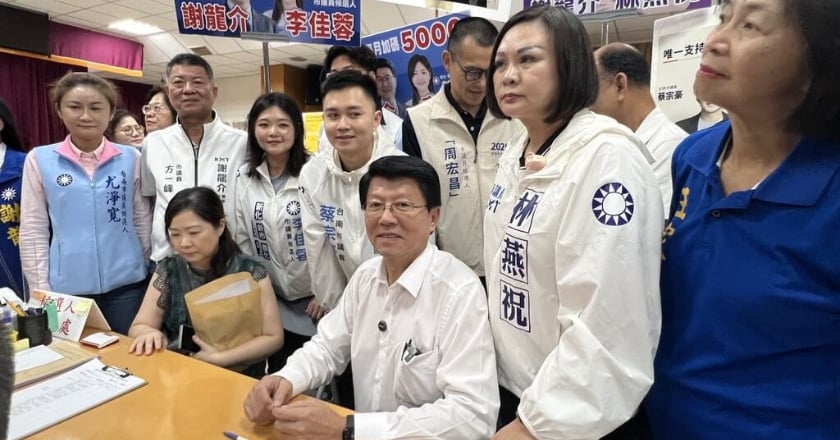 謝龍介登記參選台南市長 承諾只做4年