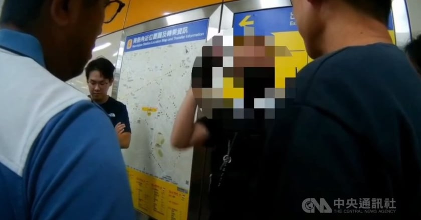 北捷乘客疑攜刀 中和警南勢角站逮人查獲2把露營刀