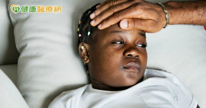 7歲男童發燒喉嚨痛 竟是可怕的猩紅熱!