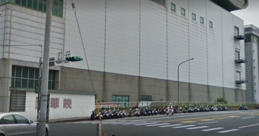 華映傳啟動大量解僱 2100名員工只留50人