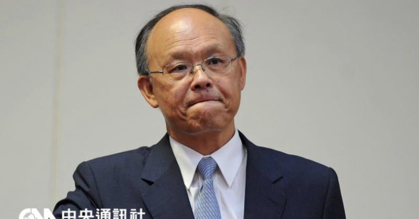 鄧振中：力拚任內開放陸參股IC設計