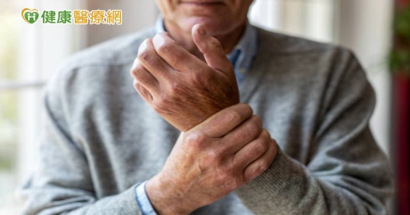 60歲以上出現憂鬱症狀別大意！當心是巴金森氏症　治療新解方曝