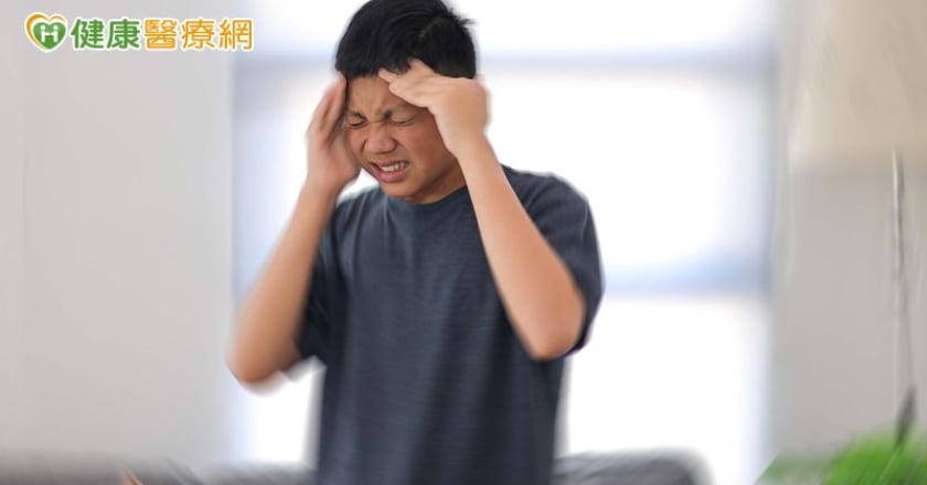 演唱會突發癲癇竟是罕病 醫揭「MOGAD」警訊：視線異常、抽搐別輕忽