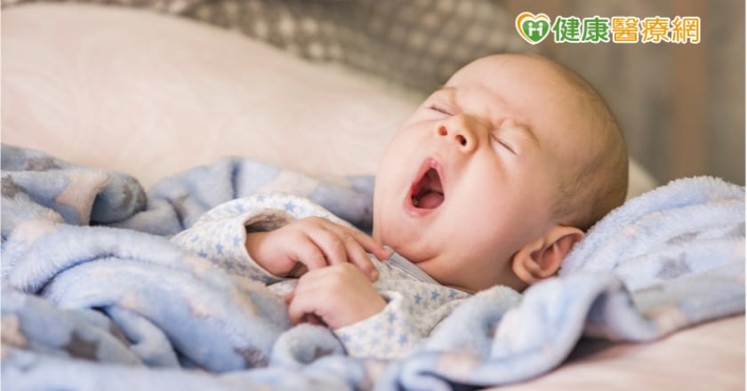 寶寶睡錯小心會要命! 國健署教5招防嬰兒猝死症候群