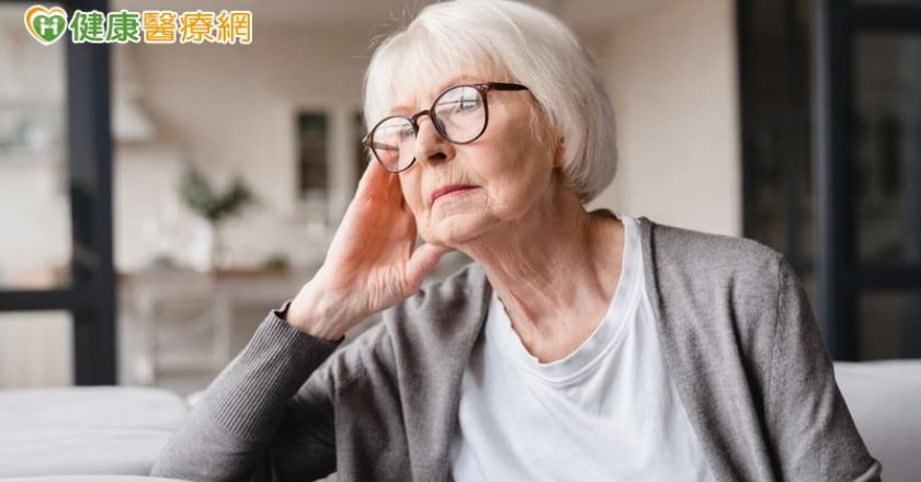 她臉色蒼白以為貧血 檢查竟罹「腎絲球腎炎」險末期腎衰竭