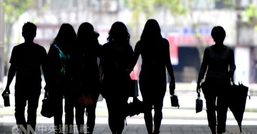 開放公務員下班兼差？ 銓敘部：研修階段
