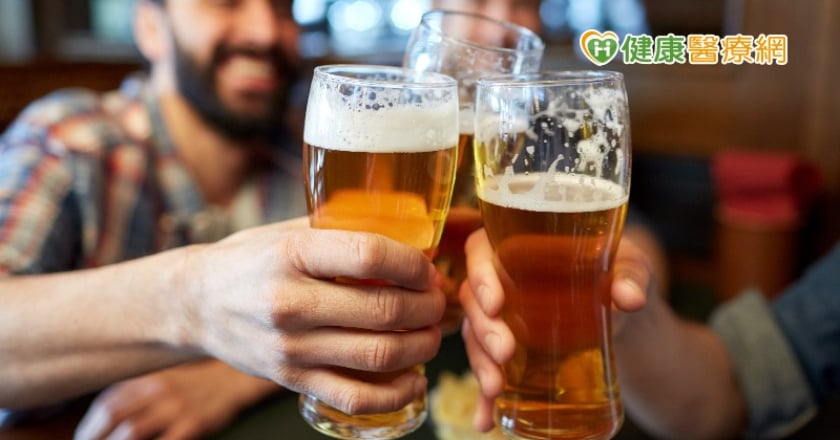 喝太多酒傷身怎麼辦？　飲酒過量~解不了的陳年酒毒！
