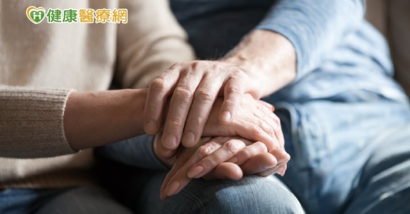 失智者可以簽署預立醫療決定嗎？ 醫師解答