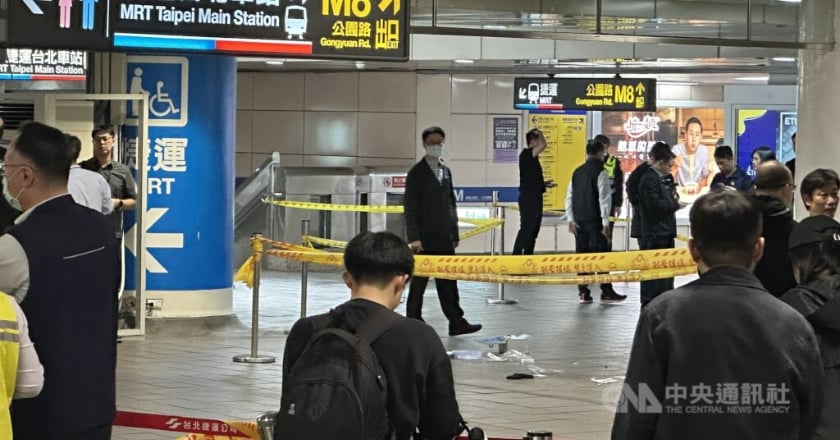 台北車站遭擲煙霧彈釀1傷 北捷一度過站不停