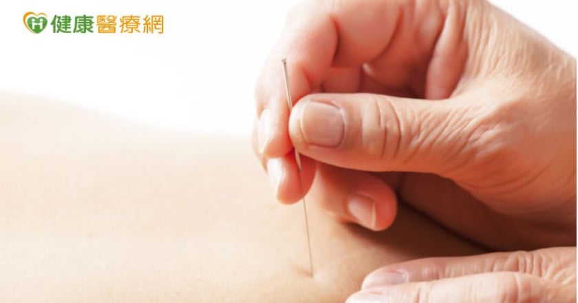 長時間盯3 C肩頸痛？　中醫改良式針灸縮短病程