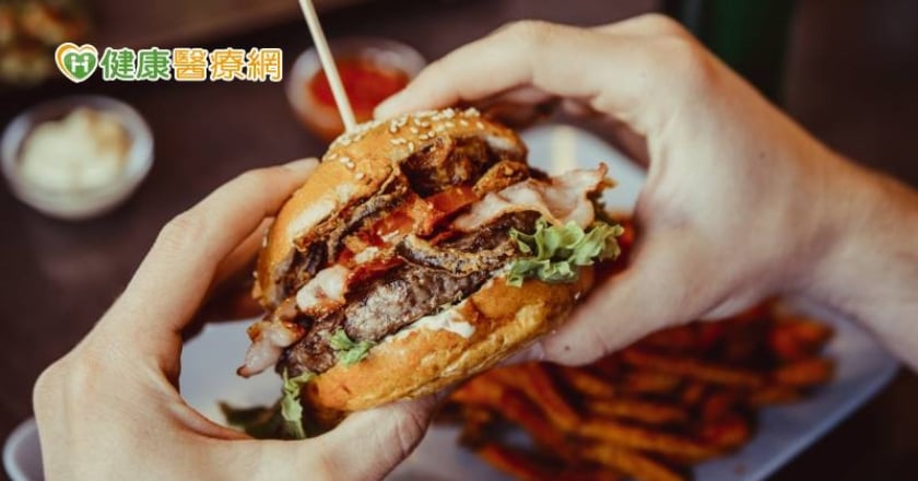 糖尿病患也可以吃漢堡薯條 外食族聰明控糖這樣搭