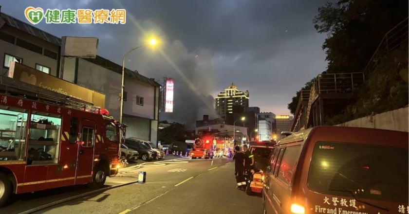 深坑大火惡臭瀰漫雙北 醫示警:吸入出現3症狀快就醫