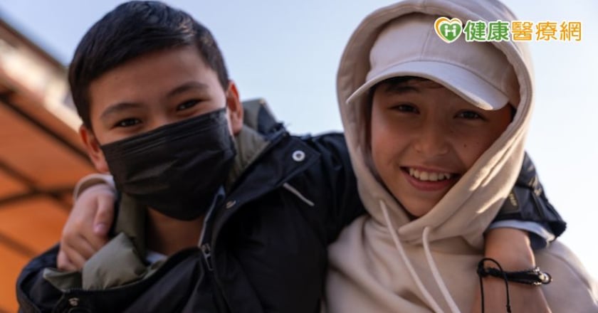 「小酌有益健康」早過時！青少年喝酒恐傷一輩子 醫揭4大危害