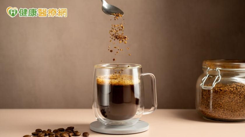 即溶咖啡增加黃斑病變風險?醫:適度減量 無須恐慌