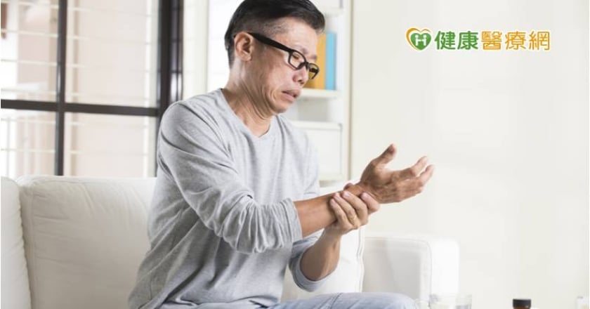 中年男吃飯筷子拿不穩 　竟是糖尿病惹禍