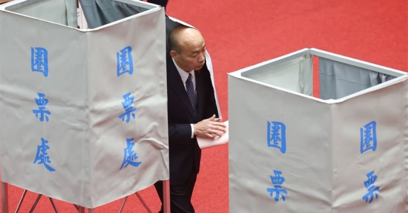 立法院通過 周弘憲許舒翔任考試院正副院長