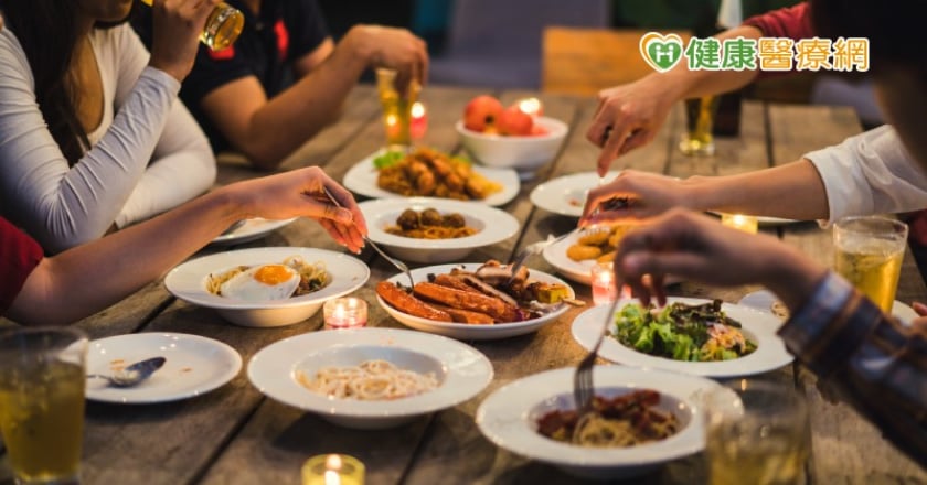全家一起吃飯有這些益處？　跟著這些建議來聚餐！
