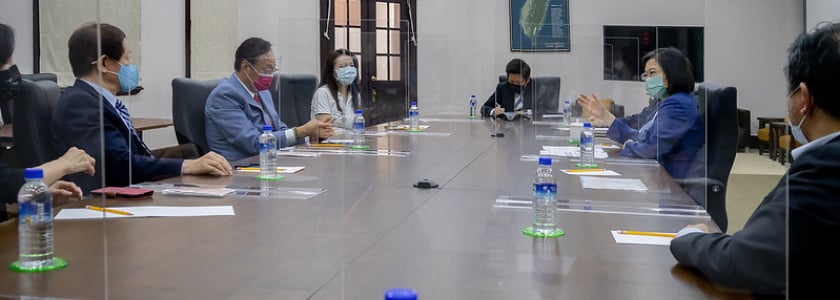 疫情會不會是民進黨的太陽花？