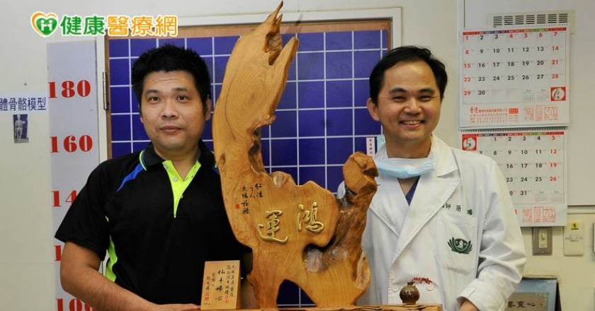 僵直性脊椎炎勿輕忽 嚴重恐導致脊椎變形