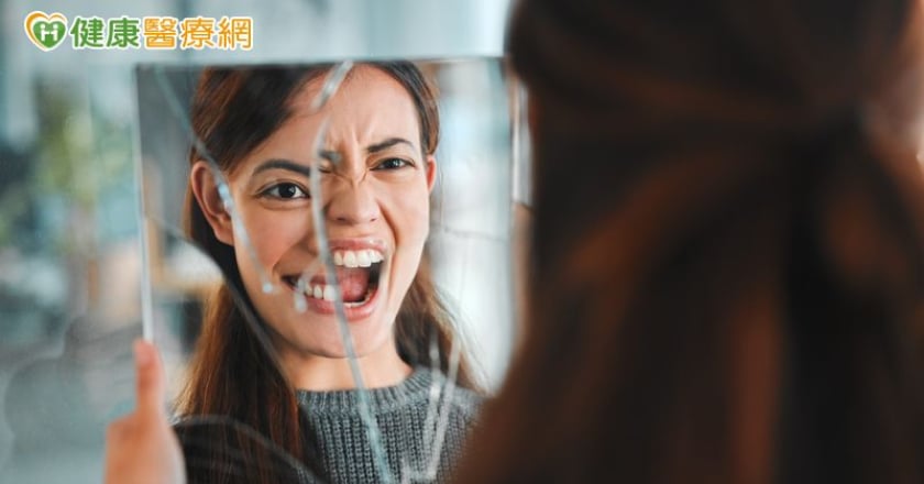 長效針劑 vs 口服藥物 哪種更能預防思覺失調症患者再住院？
