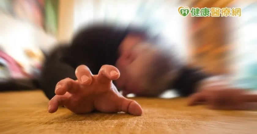 他一氧化碳中毒「遲發性神經病變」喪失自理能力 1治療重獲新生
