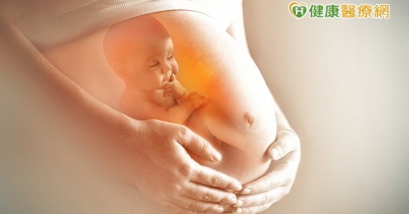 寶寶在肚子裡會哭嗎？　他可能正進行「哭的練習」