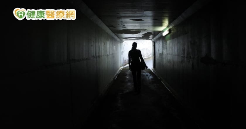 【創傷過後】性暴力下的受害者 親友該怎麼陪伴?