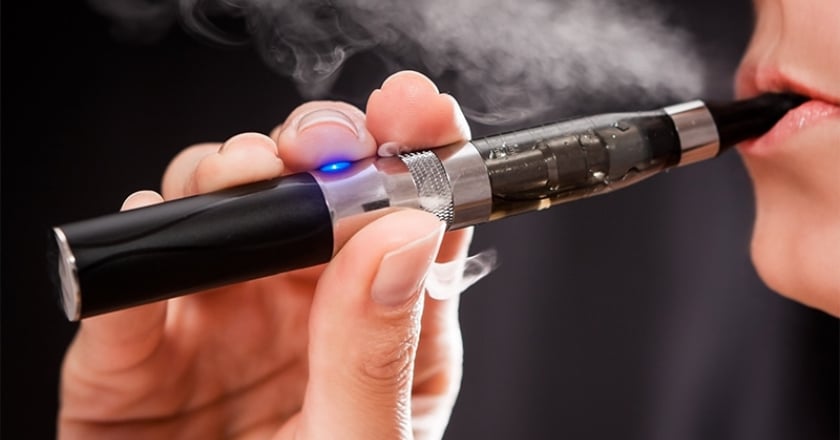 服藥中可以抽電子菸? 應注意呼吸道不良反應