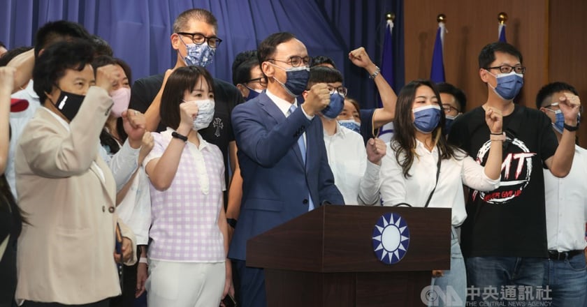 朱立倫當選國民黨主席 得票率未過半創新低