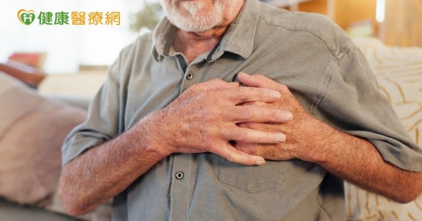 甲狀腺腫瘤引胸悶 「微創開胸」放下胸口大石