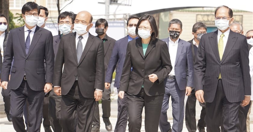 二二八事件74周年 蔡英文:民主自由不能交換