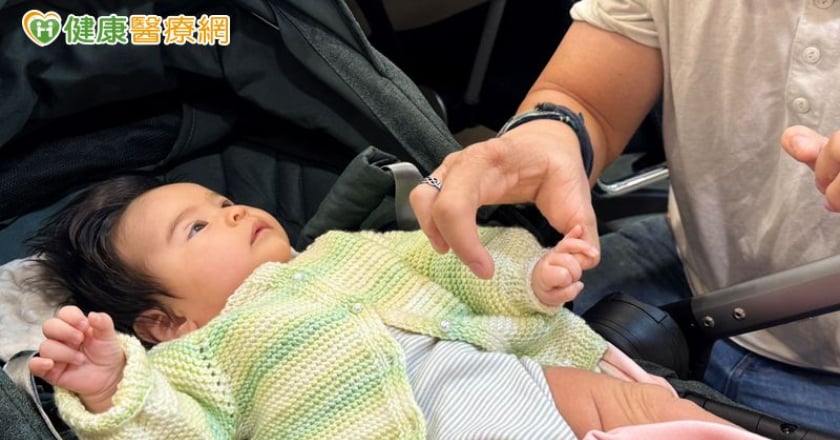 新手爸天生僅有三根手指!北醫阻斷「罕病遺傳基因」迎健康新生兒