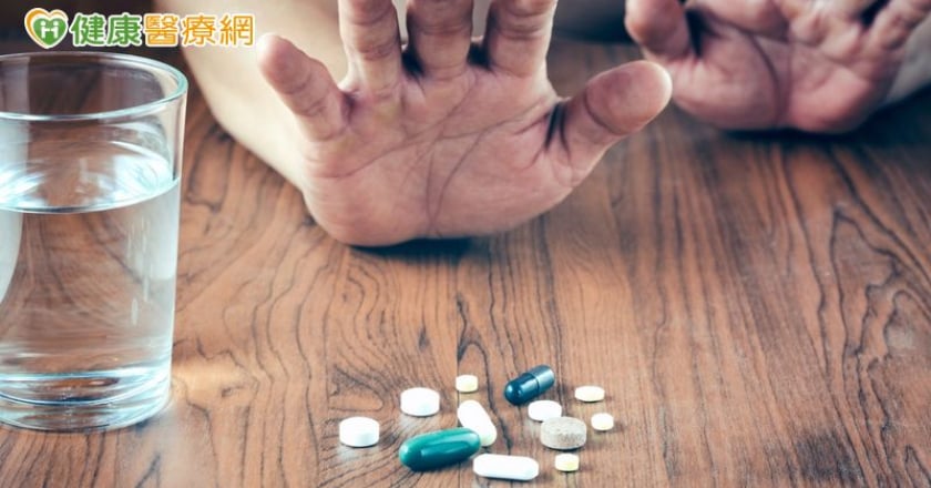 「用藥常見10問」你也有嗎？ 醫籲：千萬別自行增減藥或停藥