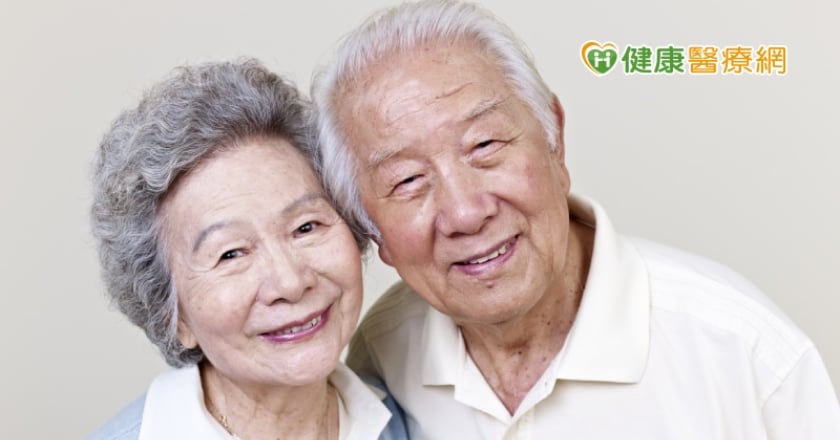 為什麼人會變會老？　陽明交大最新研究告訴你答案