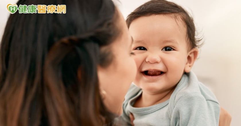 寶寶「咯咯笑」是真知道笑點在哪？專家親授：從笑聲看嬰兒認知發育狀況