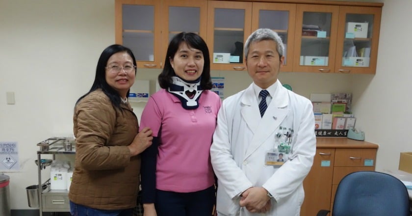女子腳痠麻　竟因脊髓瘤藏體內險癱