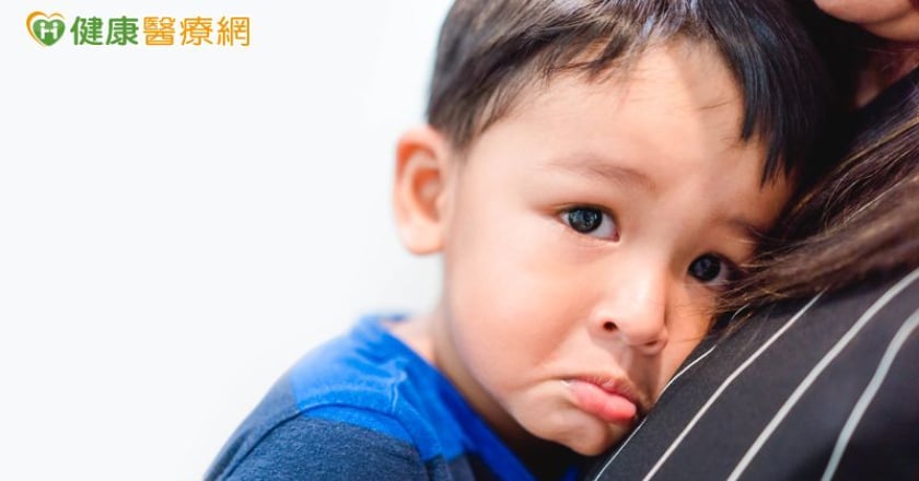 孩子不愛玩玩具？專家曝可能是發展遲緩警訊