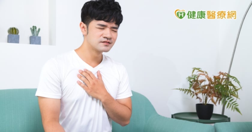 早起想吐、早餐沒食慾恐是胃食道逆流！　專家授「舒緩撇步」