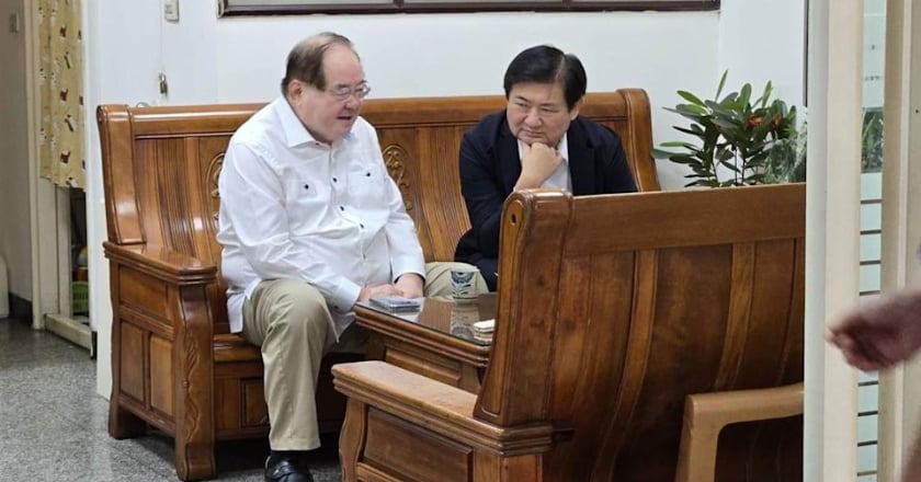 李乾龍座車傳遭裝追蹤器卻婉拒報案 警仍主動偵辦追查