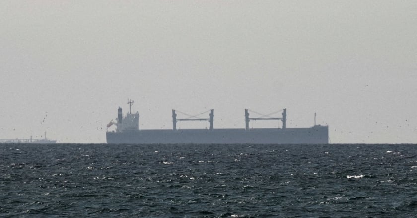 長榮長麗輪荷莫茲海峽遇襲 人船貨均安已平安駛離