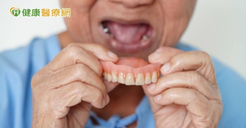 假牙摩擦反覆嘴破以為發炎! 中年男罹「口腔頰黏膜癌」