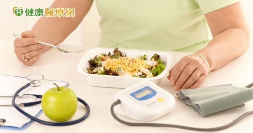 長輩快跟著吃！家醫師公開「冬日飲食指南」 遠離健康威脅